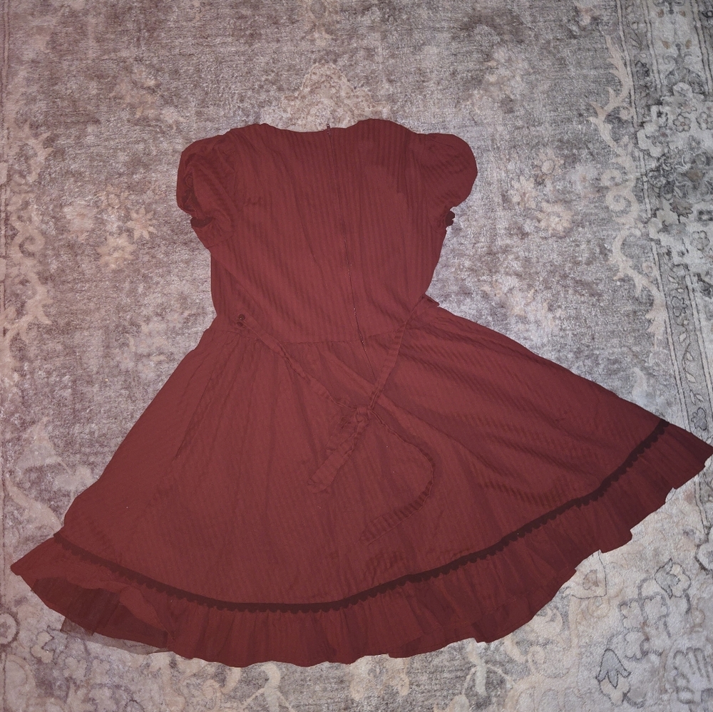 Hot Topic Burgundy & Black Lace Panel Dress size Large Gothic Style Tie Back - Picture 4 of 4